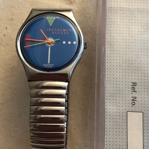 New NIB Swatch Watch Cold Steel Blue Face 1989 GY104 working new battery